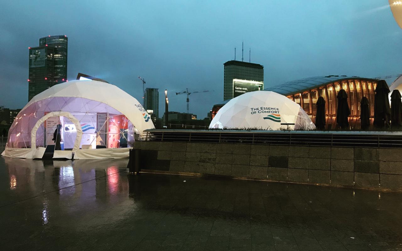 Caleffi con MCE in Città, Piazza Gae Aulenti Milano